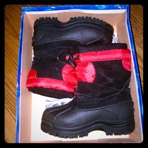 Totes Youth Size 10 Snow Boots EUC